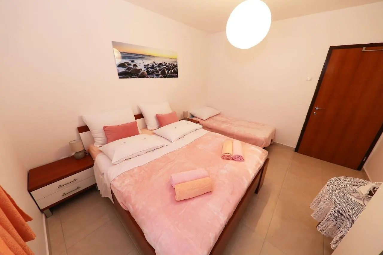 Apartments Anka Rtina